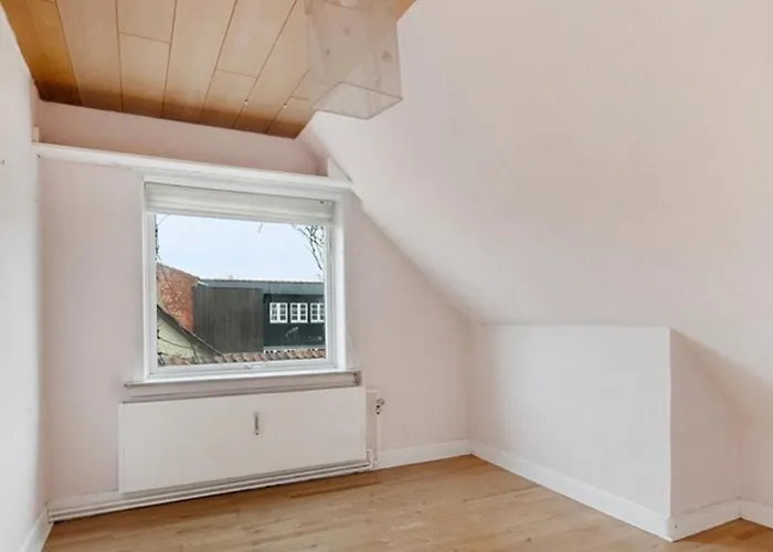 Cozy In With Wifi Holiday home Rudkobing